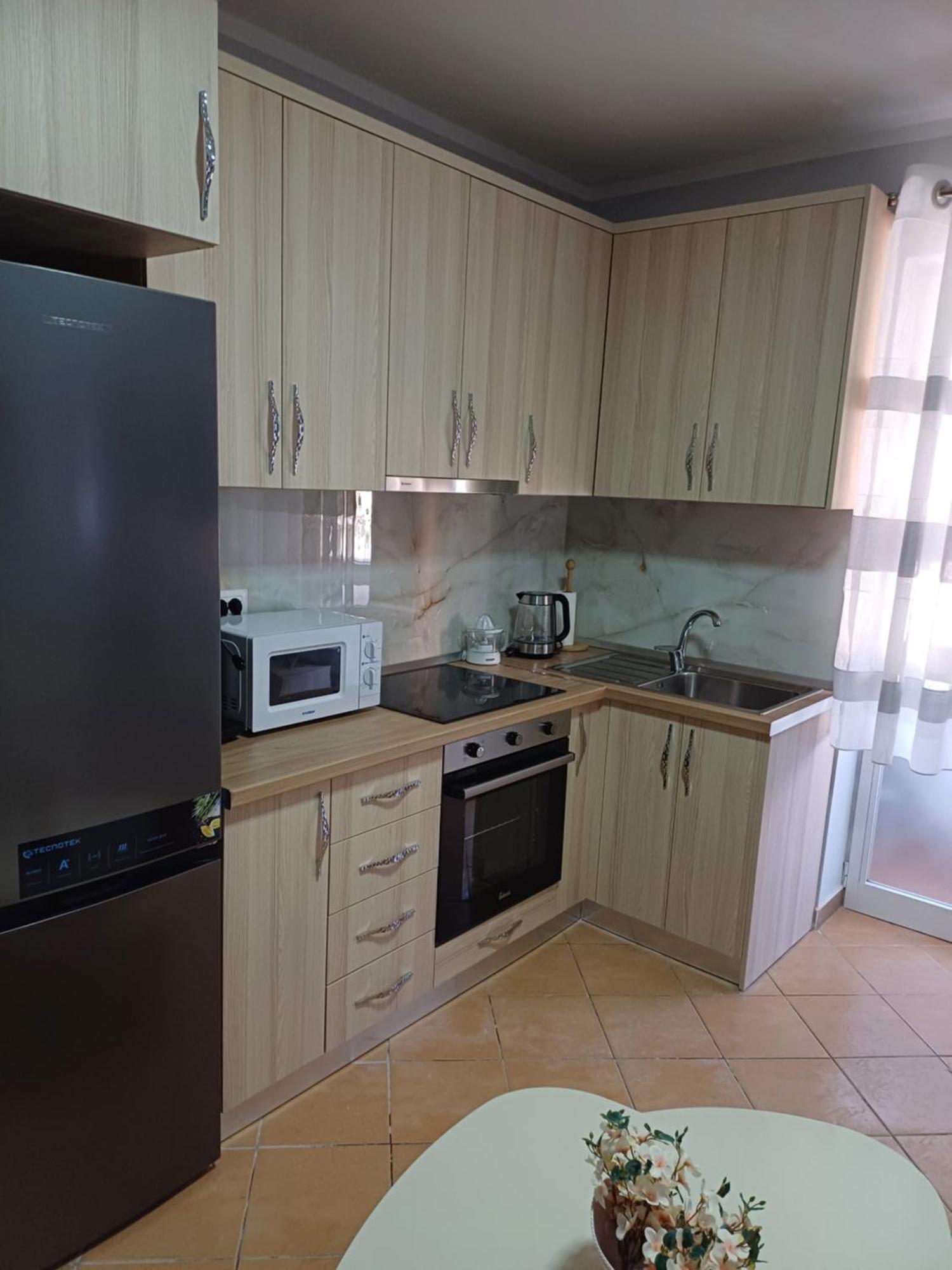 Apartamenti Vero Тирана Экстерьер фото